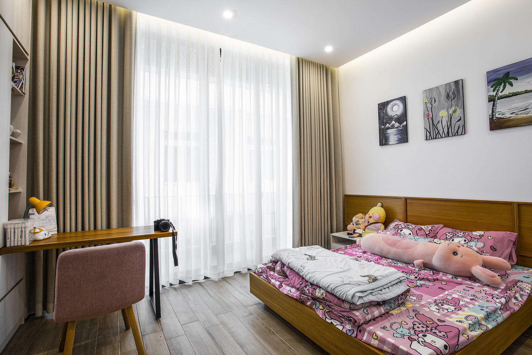NHỰT LACASA — Nhà phố — Việt Nam